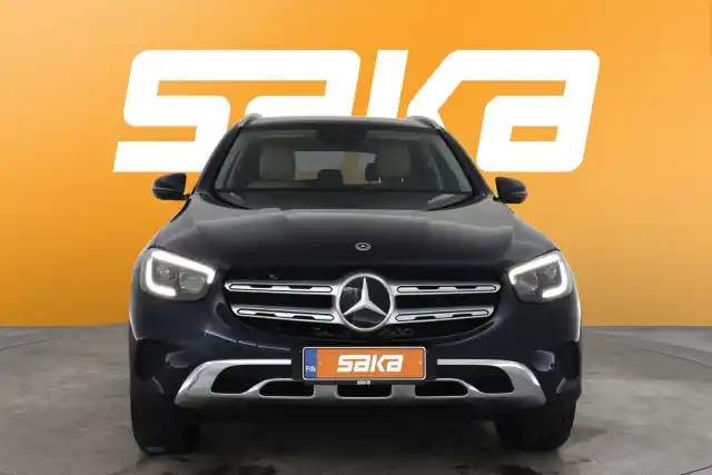 Sininen Maastoauto, Mercedes-Benz GLC – VAR-20336