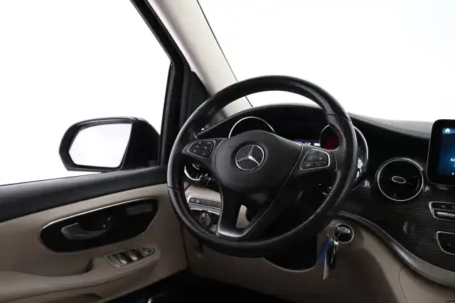 Harmaa Tila-auto, Mercedes-Benz EQV – VAR-20377