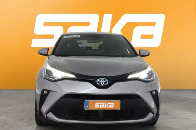 Harmaa Maastoauto, Toyota C-HR – VAR-20389