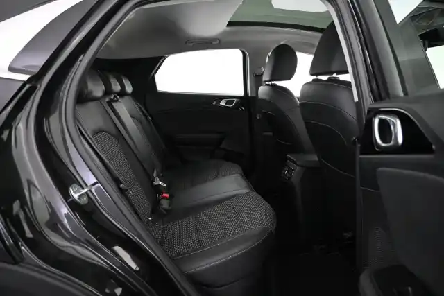 Musta Viistoperä, Kia XCeed – VAR-20632