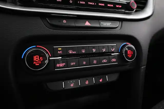 Musta Viistoperä, Kia XCeed – VAR-20632