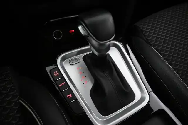 Musta Viistoperä, Kia XCeed – VAR-20632