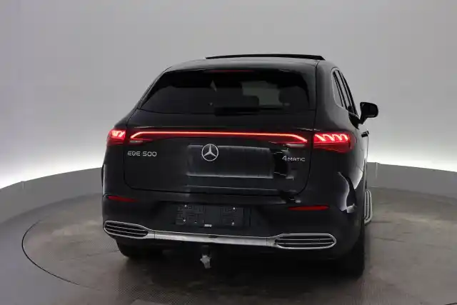 Musta Maastoauto, Mercedes-Benz EQE SUV – VAR-20659