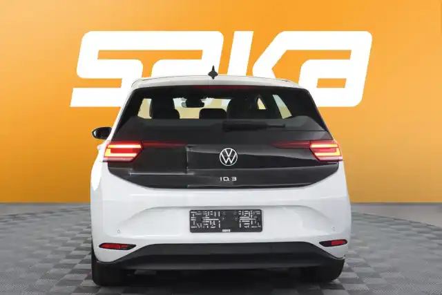 Valkoinen Viistoperä, Volkswagen ID.3 – VAR-20691