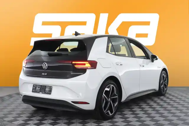Valkoinen Viistoperä, Volkswagen ID.3 – VAR-20691