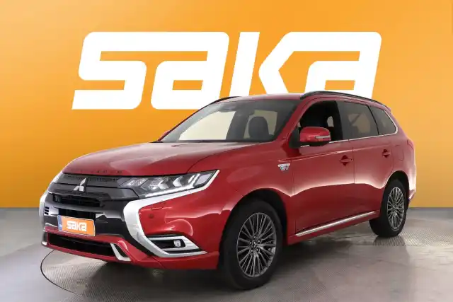 Punainen Maastoauto, Mitsubishi Outlander PHEV – VAR-20701