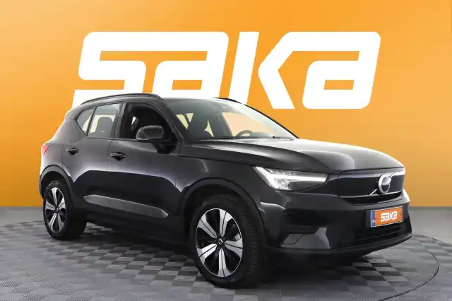 Musta Maastoauto, Volvo XC40 – VAR-20806