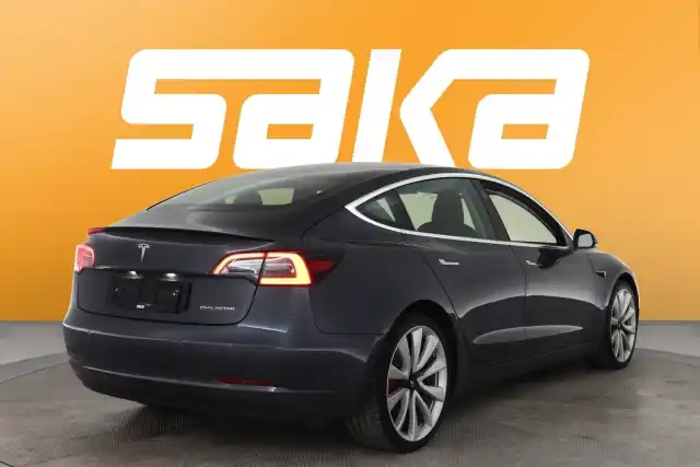 Harmaa Sedan, Tesla Model 3 – VAR-20945