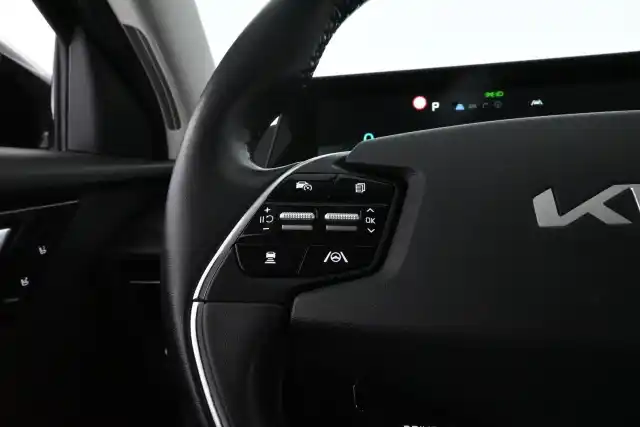 Musta Maastoauto, Kia EV6 – VAR-21057