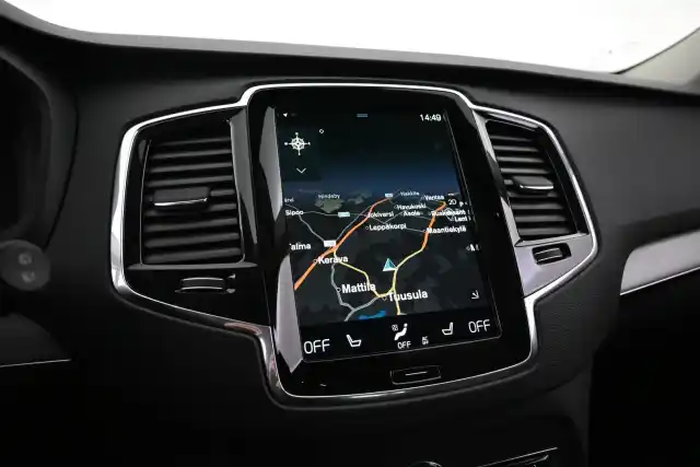 Musta Maastoauto, Volvo XC90 – VAR-21085