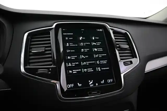 Musta Maastoauto, Volvo XC90 – VAR-21085