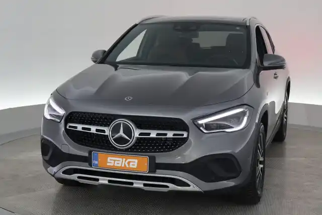 Harmaa Maastoauto, Mercedes-Benz GLA – VAR-21114