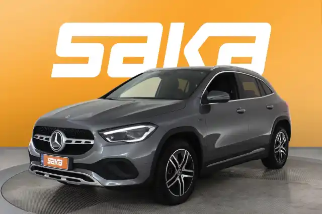 Harmaa Maastoauto, Mercedes-Benz GLA – VAR-21114