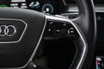 Harmaa Maastoauto, Audi e-tron – VAR-21276, kuva 19