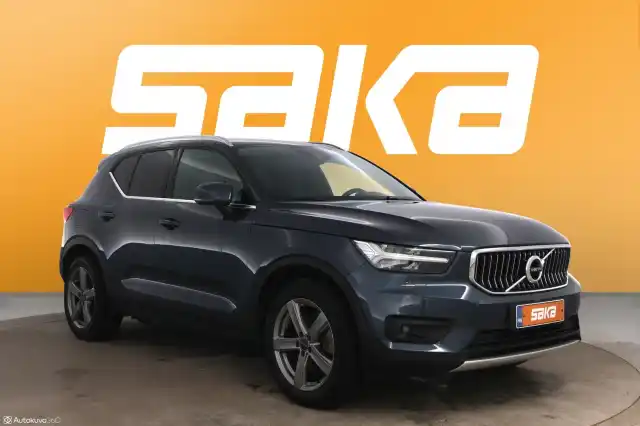 Sininen Maastoauto, Volvo XC40 – VAR-21441