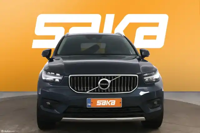 Sininen Maastoauto, Volvo XC40 – VAR-21441