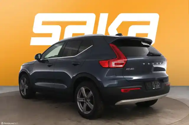 Sininen Maastoauto, Volvo XC40 – VAR-21441