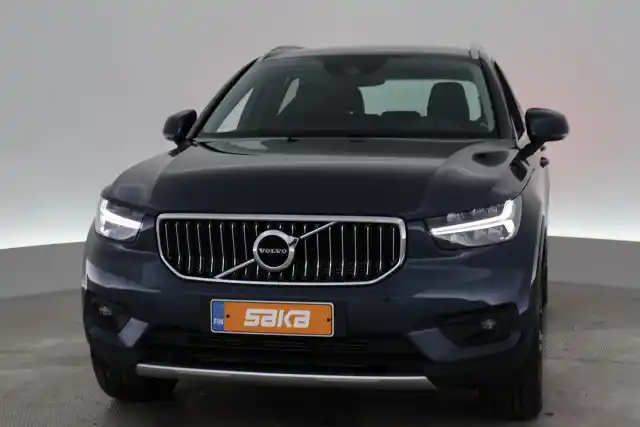 Sininen Maastoauto, Volvo XC40 – VAR-21441