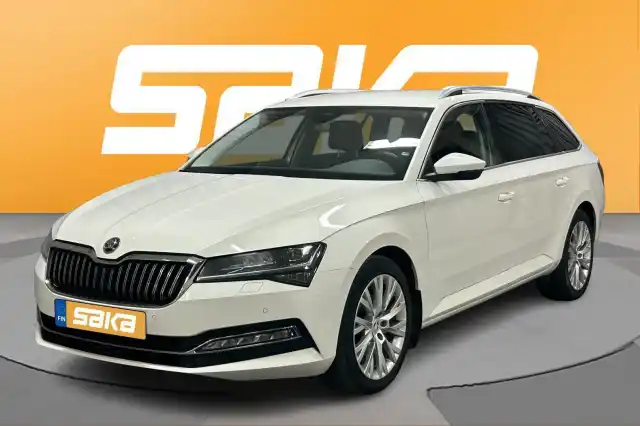 Vihreä Farmari, Skoda Superb – VAR-21493