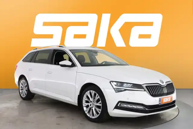 Valkoinen Farmari, Skoda Superb – VAR-21493