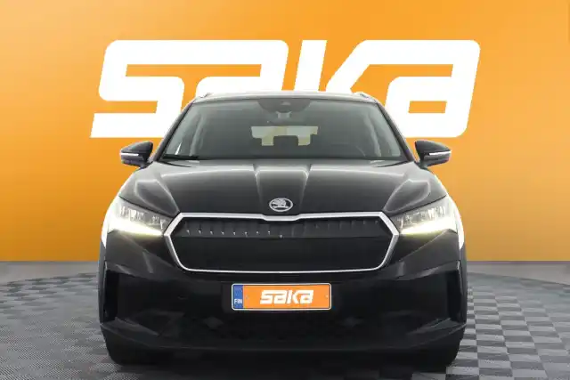 Musta Maastoauto, Skoda Enyaq – VAR-21502