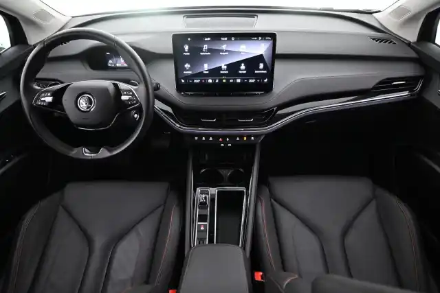 Musta Maastoauto, Skoda Enyaq – VAR-21502