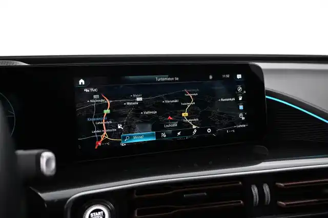 Harmaa Maastoauto, Mercedes-Benz EQC – VAR-21667