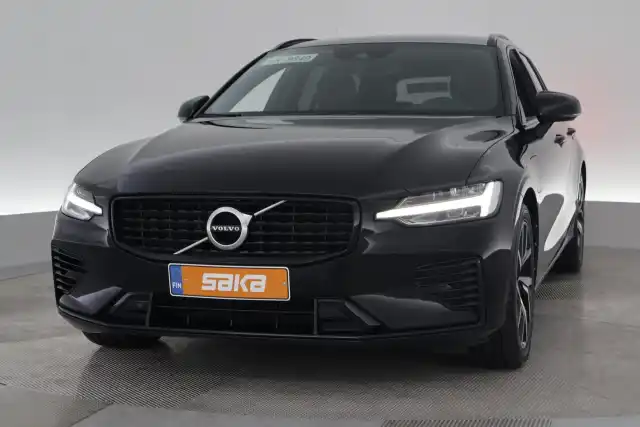 Musta Farmari, Volvo V60 – VAR-22077