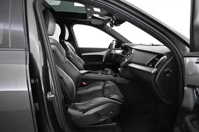 Harmaa Maastoauto, Volvo XC90 – VAR-22122