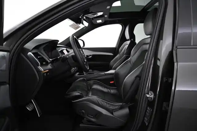 Harmaa Maastoauto, Volvo XC90 – VAR-22122