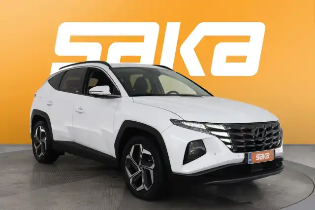 Valkoinen Maastoauto, Hyundai Tucson – VAR-22144