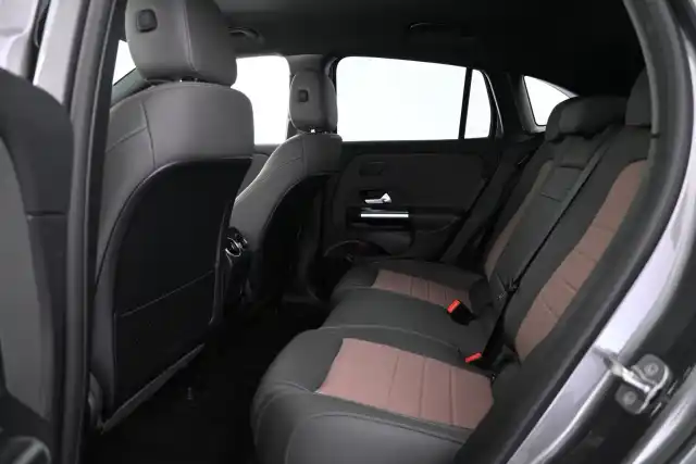 Harmaa Farmari, Mercedes-Benz EQA – VAR-22239