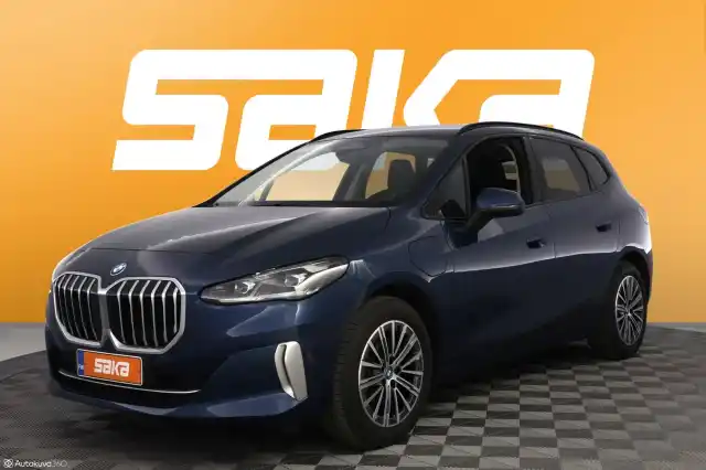 Sininen Tila-auto, BMW 225 – VAR-22443