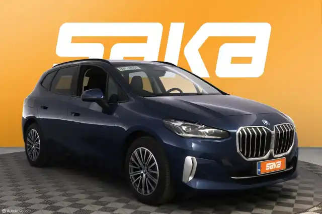 Sininen Tila-auto, BMW 225 – VAR-22443