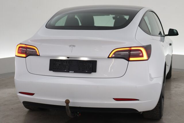 Valkoinen Viistoperä, Tesla Model 3 – VAR-22721