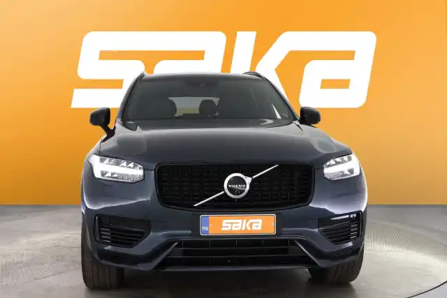 Sininen Maastoauto, Volvo XC90 – VAR-22773