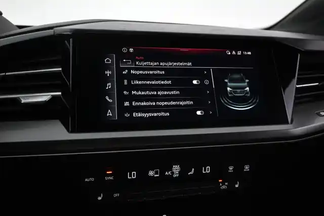 Musta Maastoauto, Audi Q4 e-tron – VAR-22804