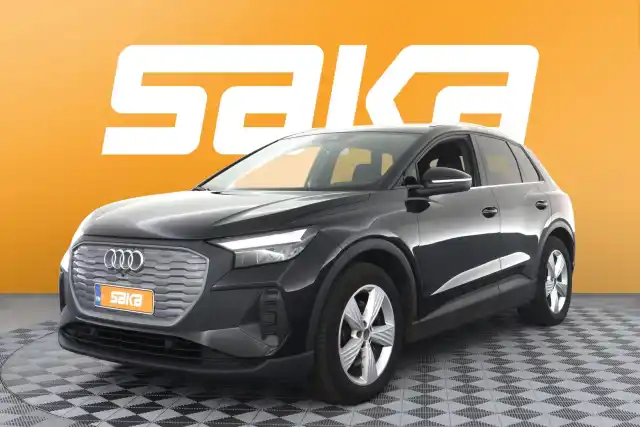 Musta Maastoauto, Audi Q4 e-tron – VAR-22804