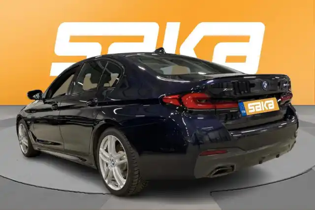Sininen Sedan, BMW 545 – VAR-22826