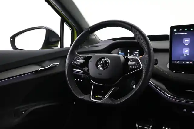Vihreä Maastoauto, Skoda Enyaq – VAR-22852