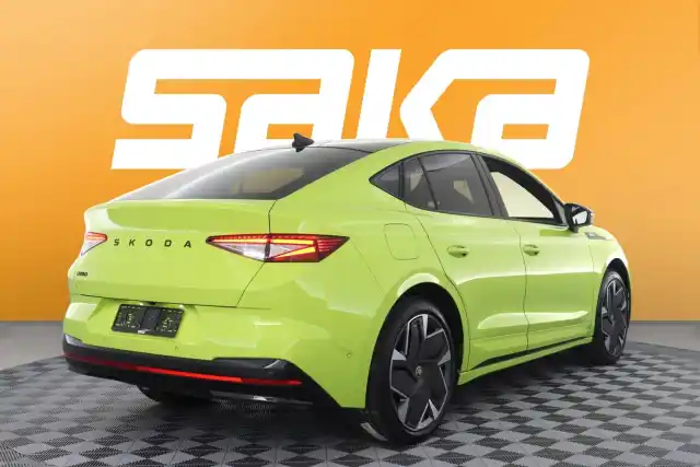 Vihreä Maastoauto, Skoda Enyaq – VAR-22852