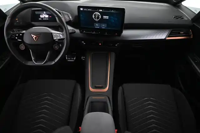 Sininen Viistoperä, CUPRA Born – VAR-22964
