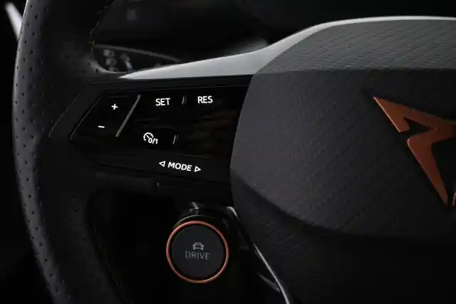 Sininen Viistoperä, CUPRA Born – VAR-22964