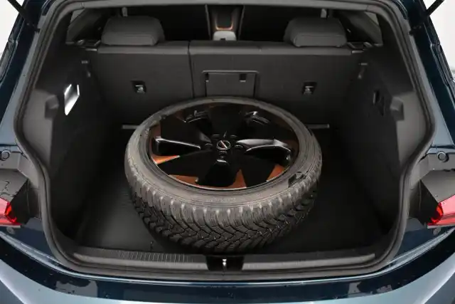 Sininen Viistoperä, CUPRA Born – VAR-22964