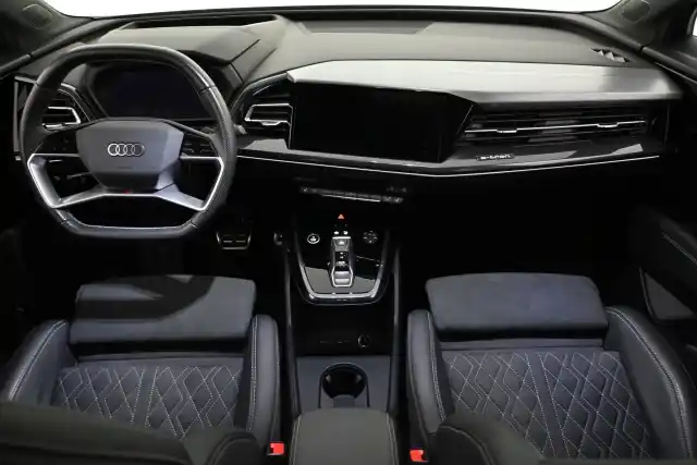 Sininen Maastoauto, Audi Q4 e-tron – VAR-23097