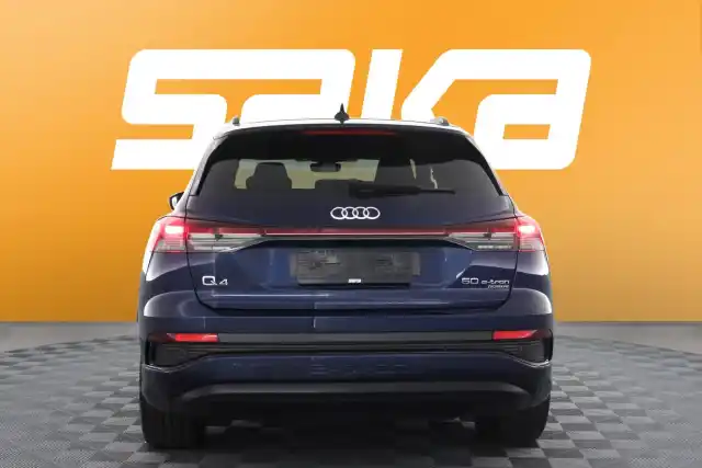 Sininen Maastoauto, Audi Q4 e-tron – VAR-23097