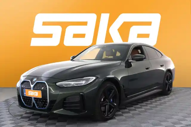 Vihreä Sedan, BMW i4 – VAR-23115