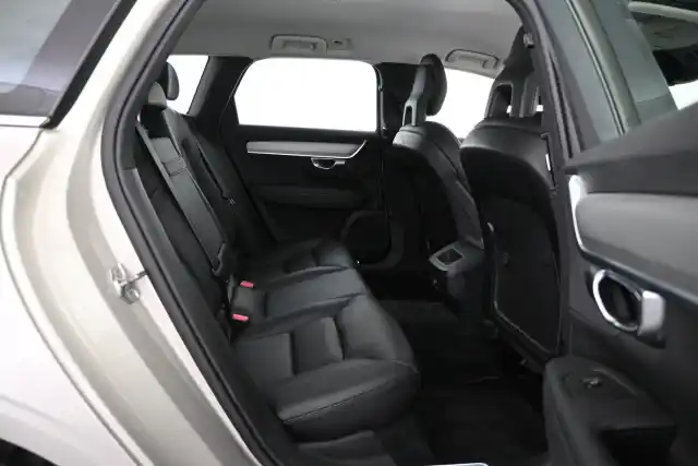 Beige Farmari, Volvo V90 – VAR-23241