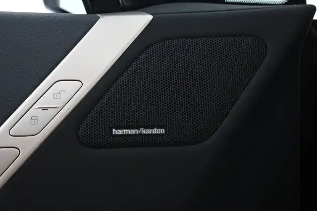 Musta Maastoauto, BMW iX – VAR-23351