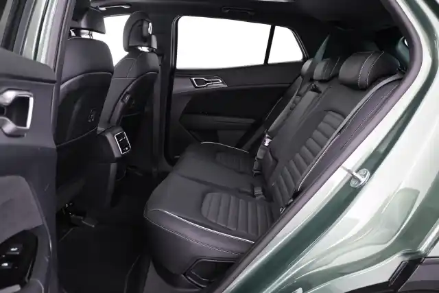 Vihreä Maastoauto, Kia Sportage – VAR-23467